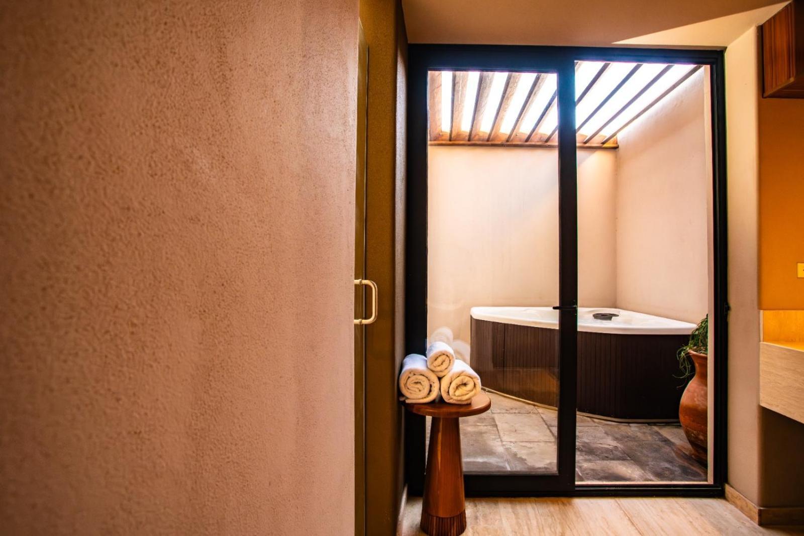Hotel Flores De Sal-Valle De Guadalupe Exterior photo