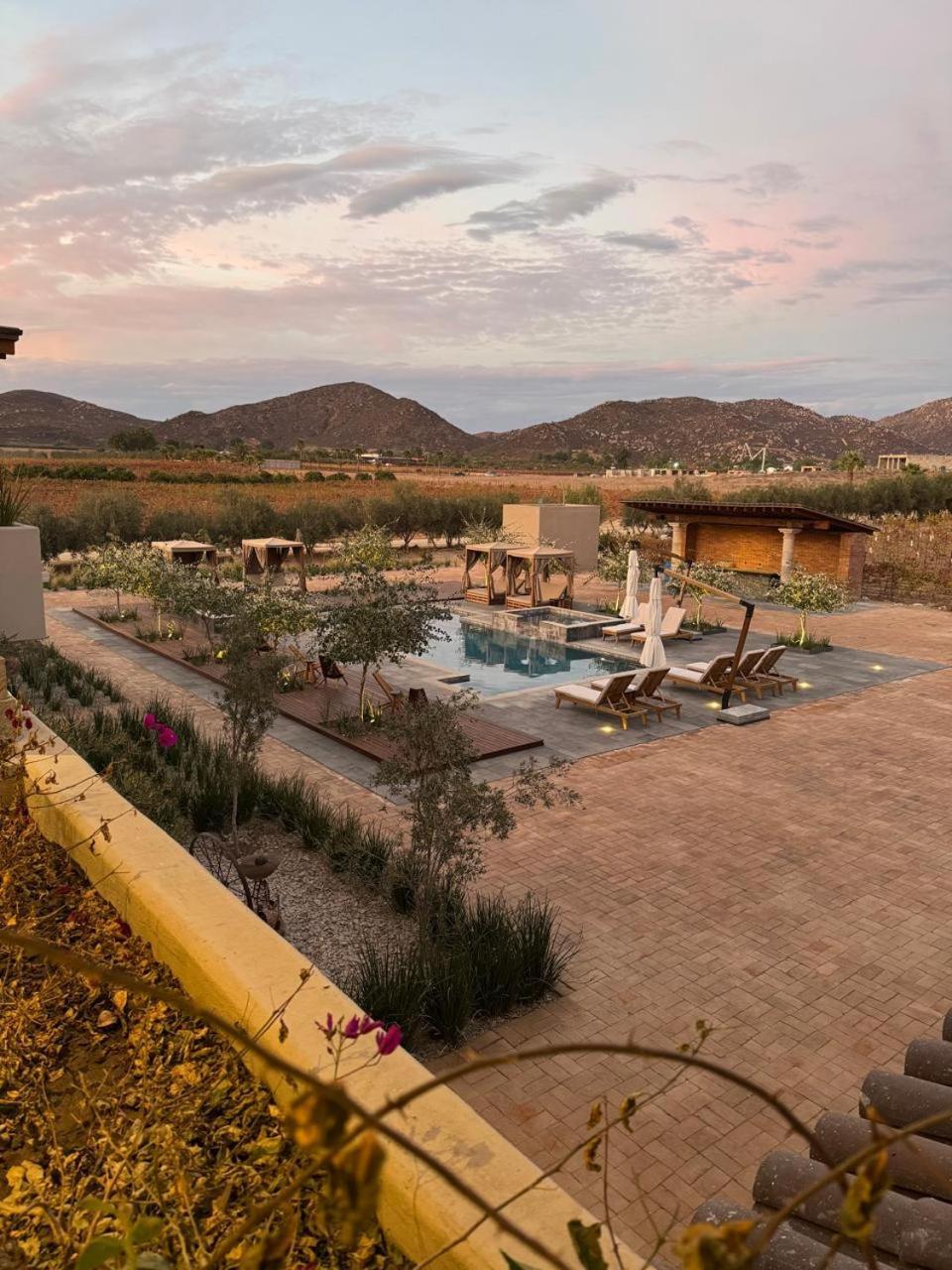 Hotel Flores De Sal-Valle De Guadalupe Exterior photo